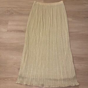 Jessica Howard Gold Skirt Small iridescent metallic